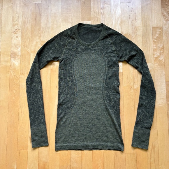 Lululemon Swiftly Long Sleeve Crew - Brave Olive / Black - Size 4 - NWOT - Picture 1 of 6